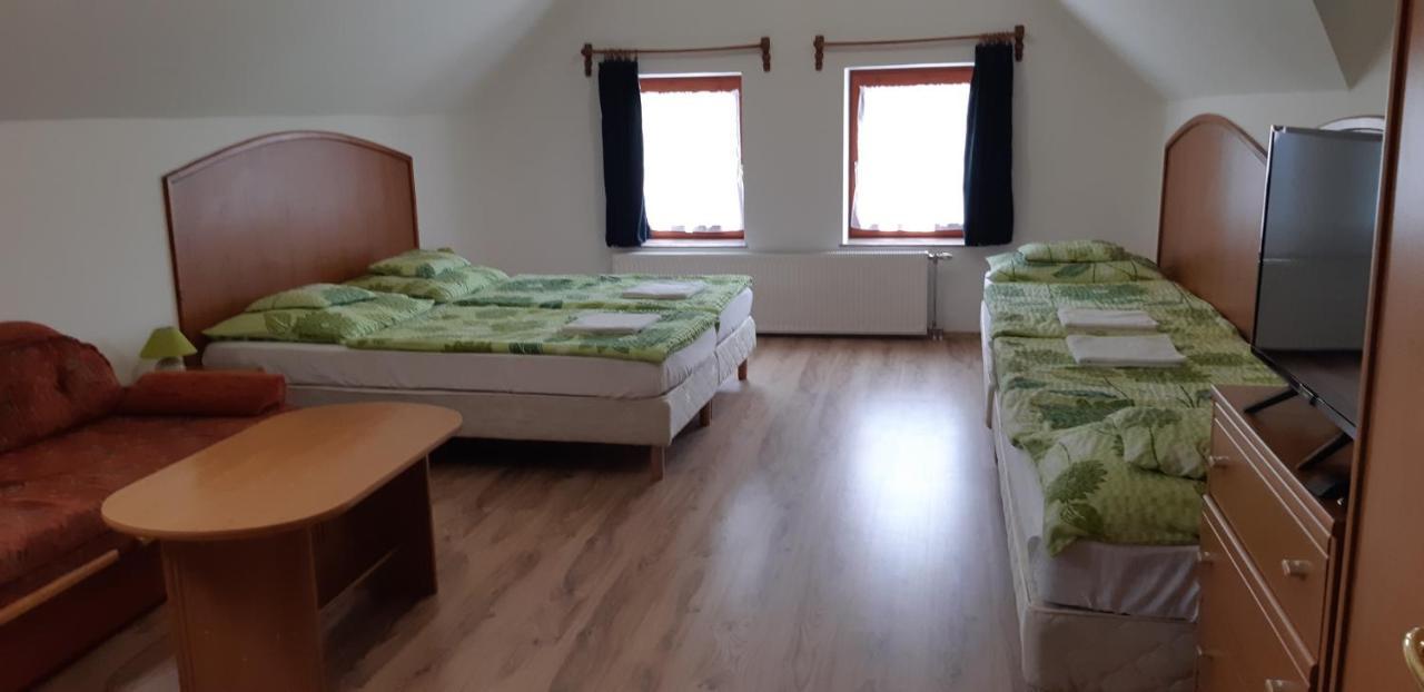 Borgaleria Otel Tokaj Dış mekan fotoğraf