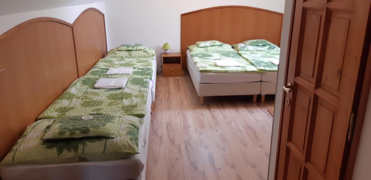 Borgaleria Otel Tokaj Dış mekan fotoğraf