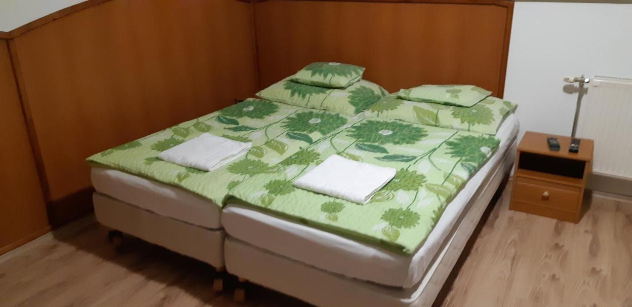 Borgaleria Otel Tokaj Dış mekan fotoğraf